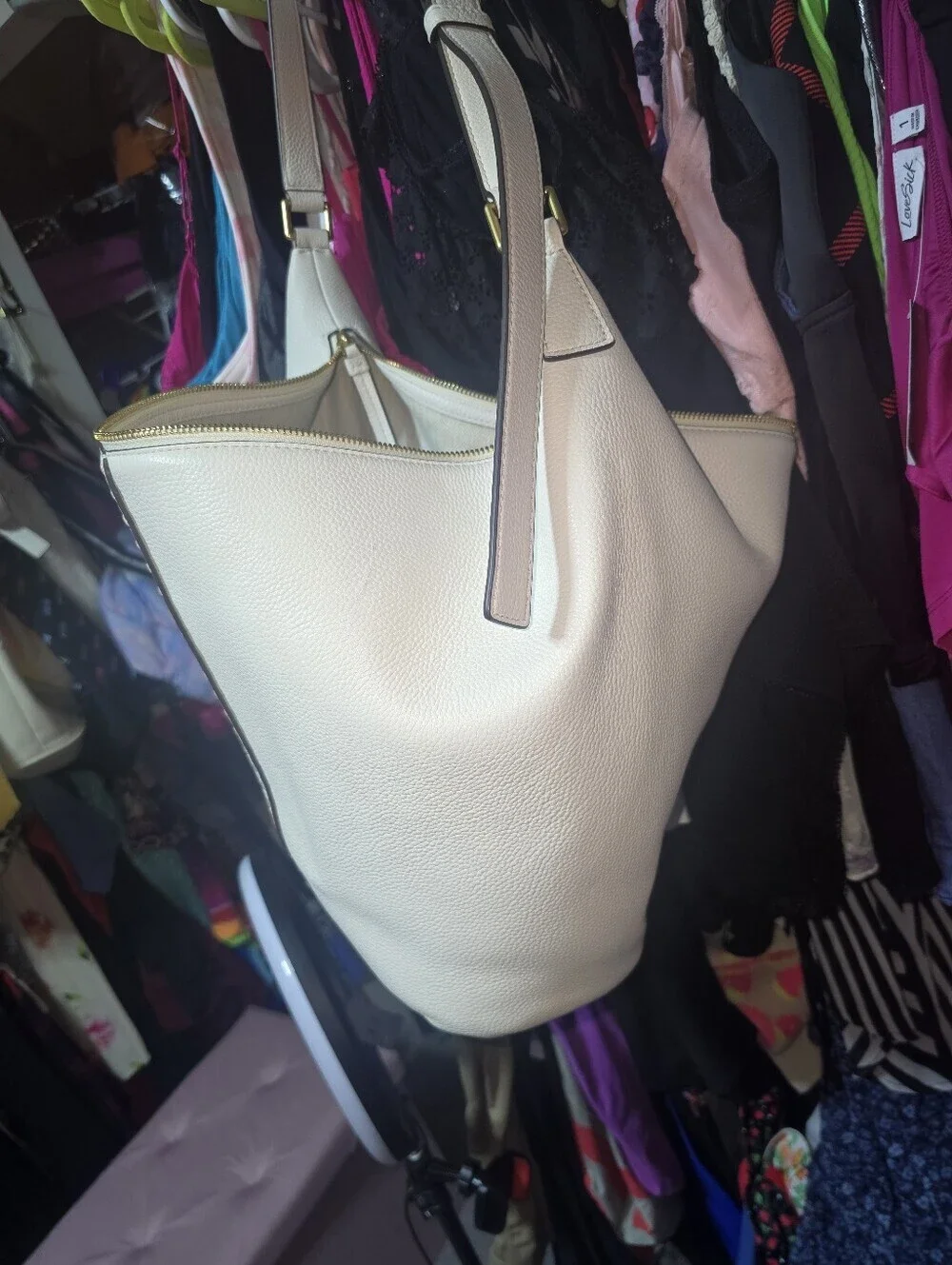 TORY BURCH Mcgraw Extra Large Leather Hobo Bag In New Ivory